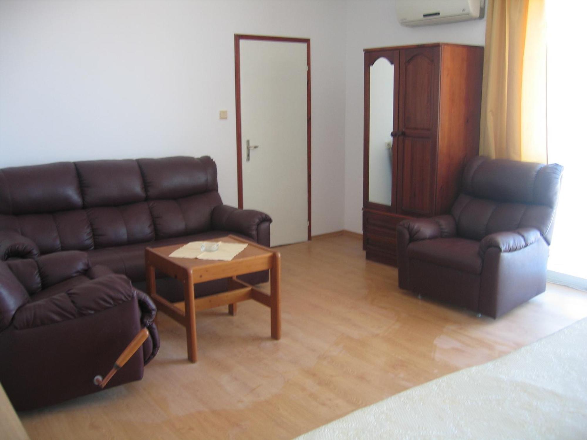 Family Hotel Verona Sozopol Exteriör bild