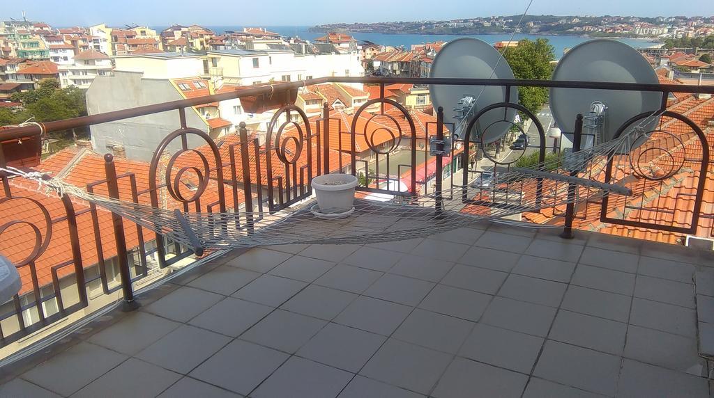 Family Hotel Verona Sozopol Exteriör bild