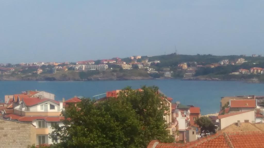 Family Hotel Verona Sozopol Exteriör bild