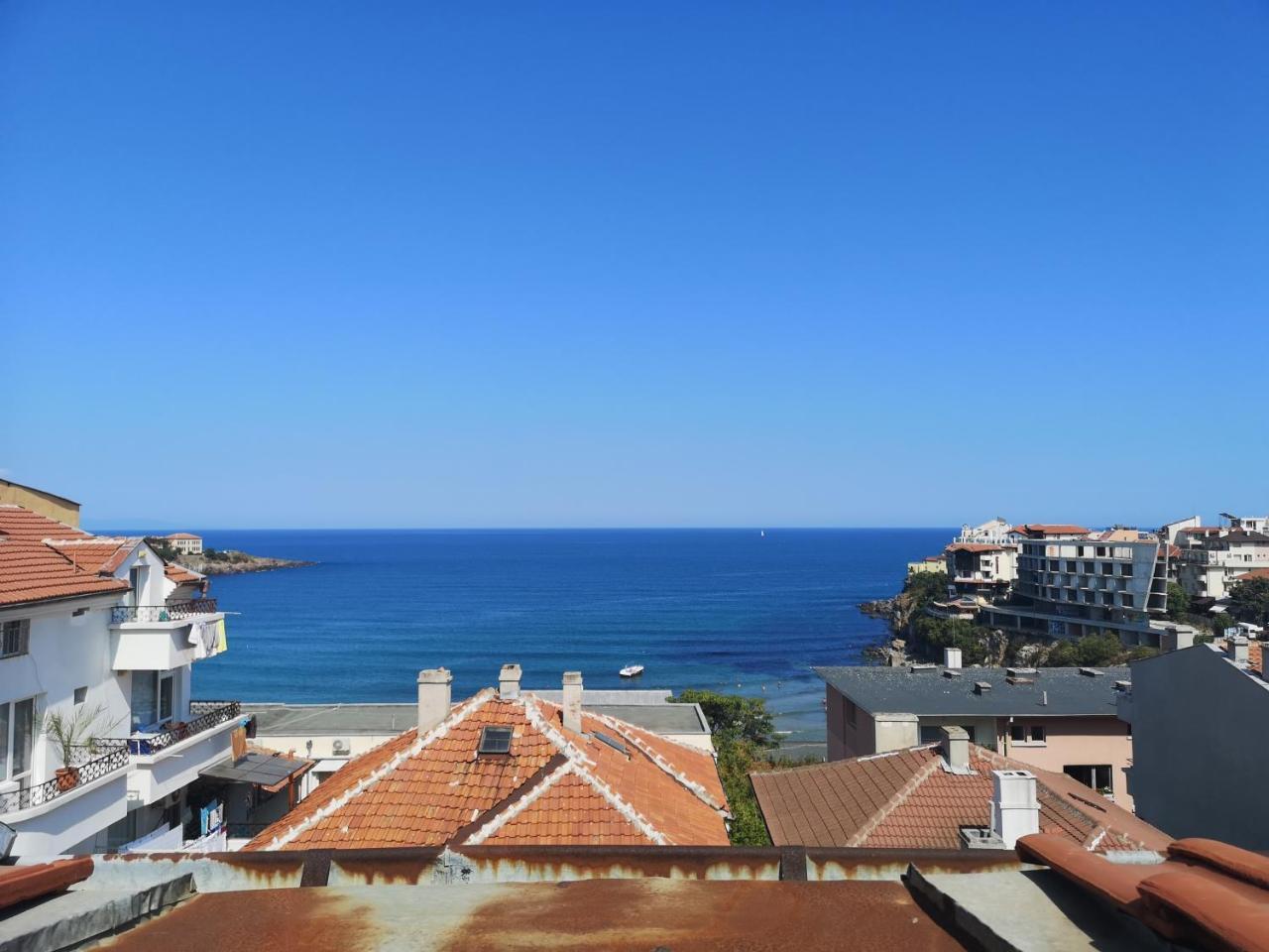 Family Hotel Verona Sozopol Exteriör bild
